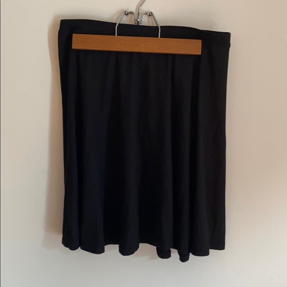 Skirt - Picture 1 of 1